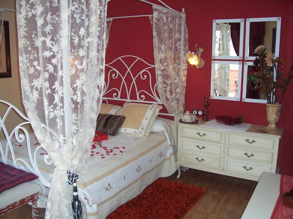 Laurel De La Reina Bed & Breakfast - Boutique La Zubia (Granada) Room photo